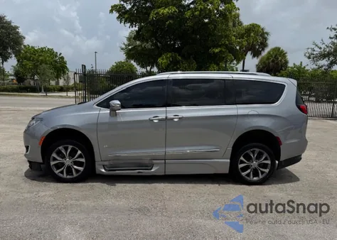 2019 Chrysler Pacifica Limited из США, поврежденный, VIN 2C4RC1GG9KR643706